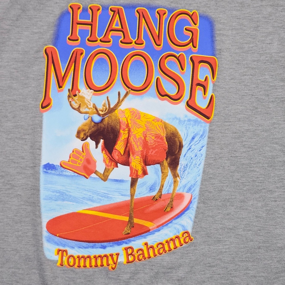 Tommy Bahama Shirt Mens Medium Gray Hang Moose Surfing Graphic Tee Beach Coastal